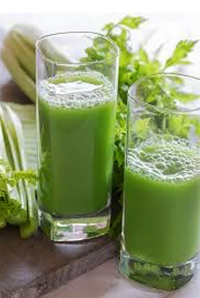 celery juice in glass tumblers